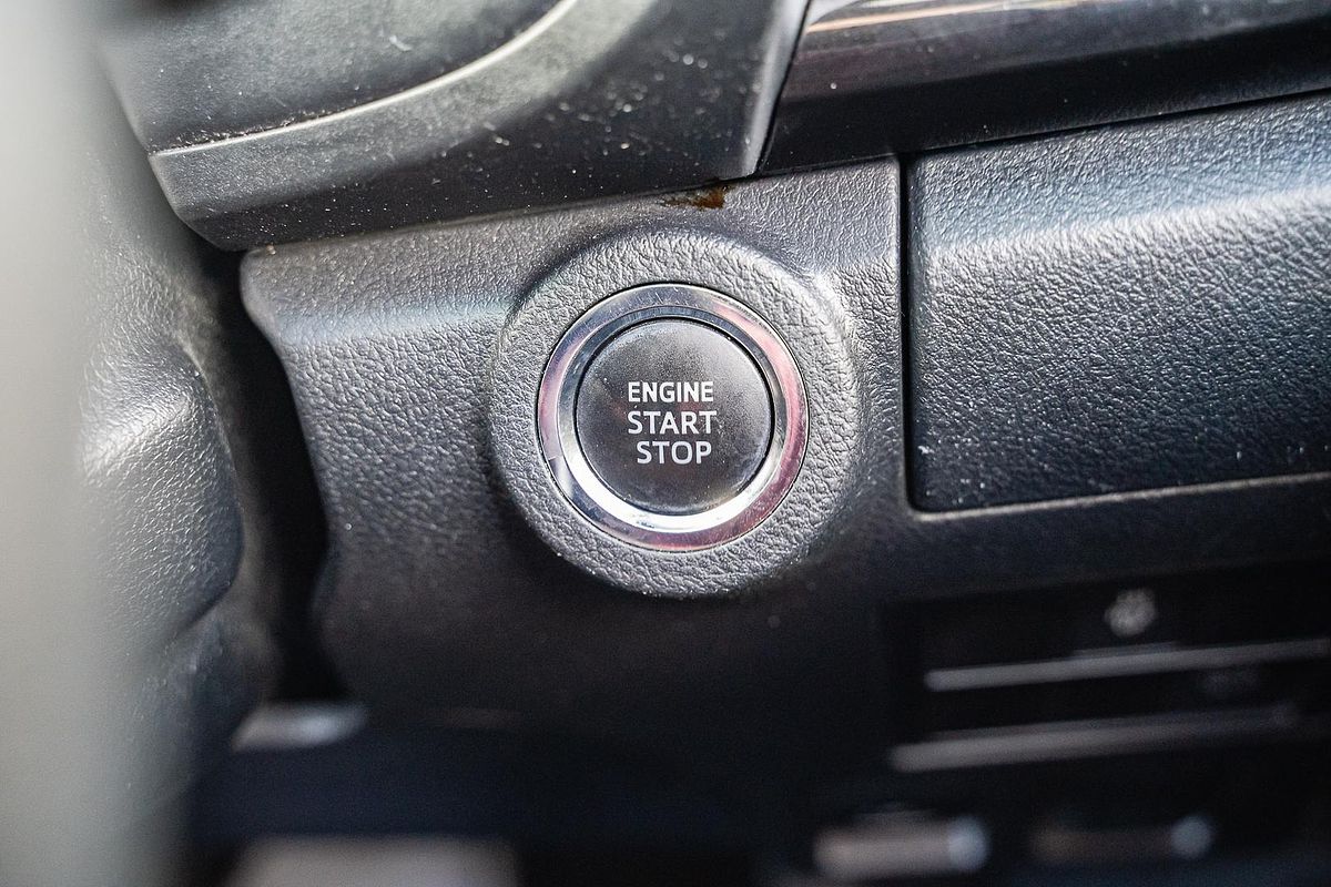 2019 Toyota Hilux Rogue GUN126R 4X4