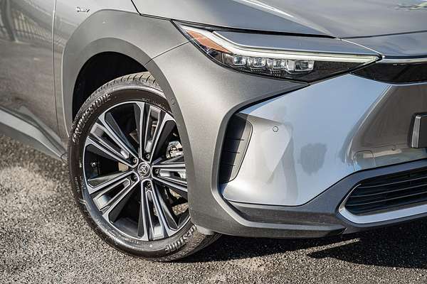2024 Toyota bZ4X YEAM15R
