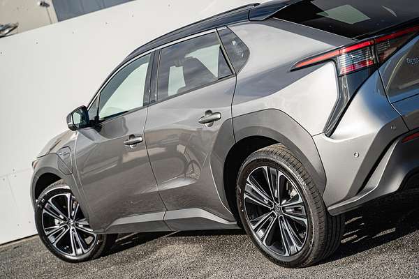 2024 Toyota bZ4X YEAM15R
