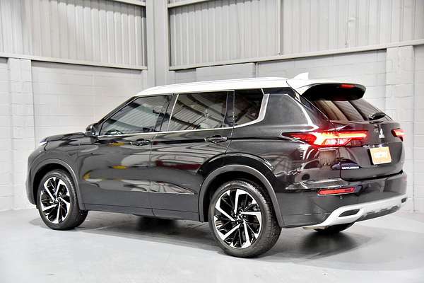 2023 Mitsubishi Outlander Exceed Tourer ZM