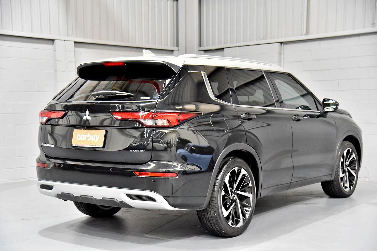 2023 Mitsubishi Outlander Exceed Tourer ZM
