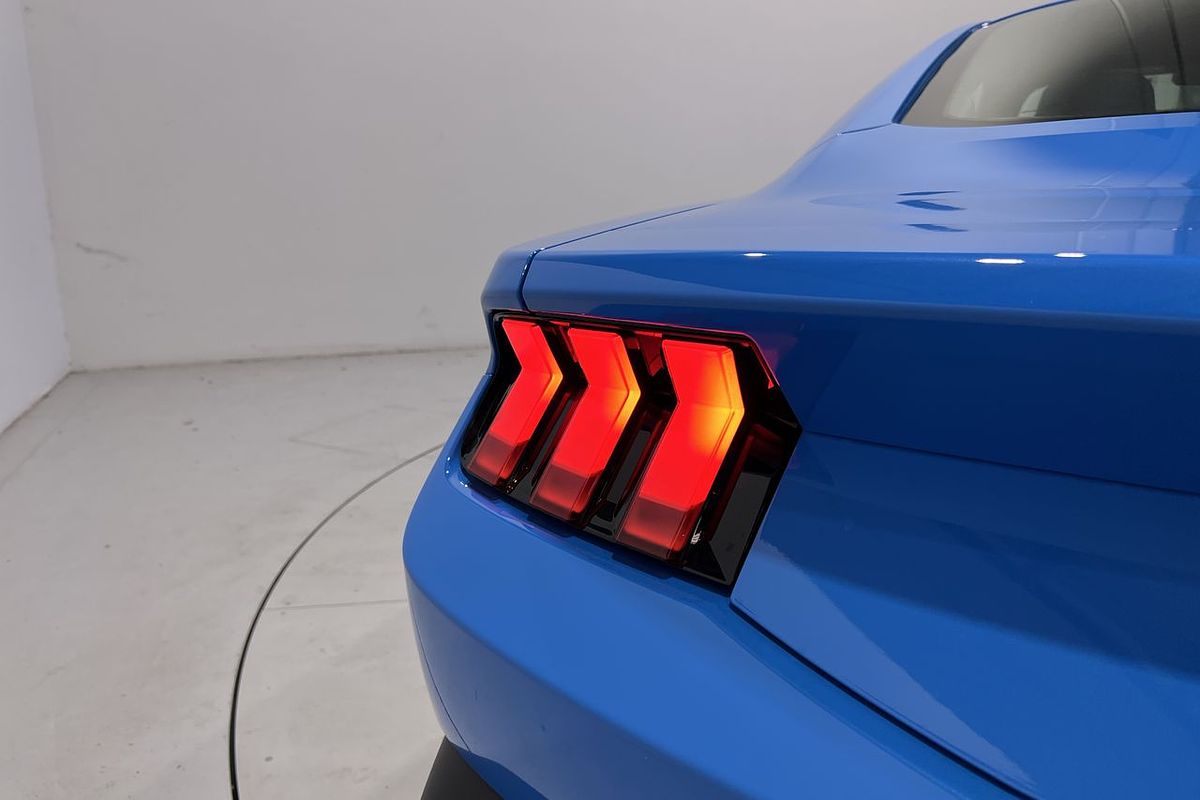 2025 Ford Mustang Ecoboost FO