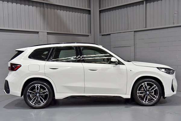 2023 BMW X1 xDrive20i M Sport U11