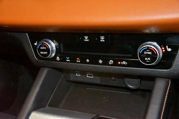 2023 Mitsubishi Outlander Exceed Tourer ZM