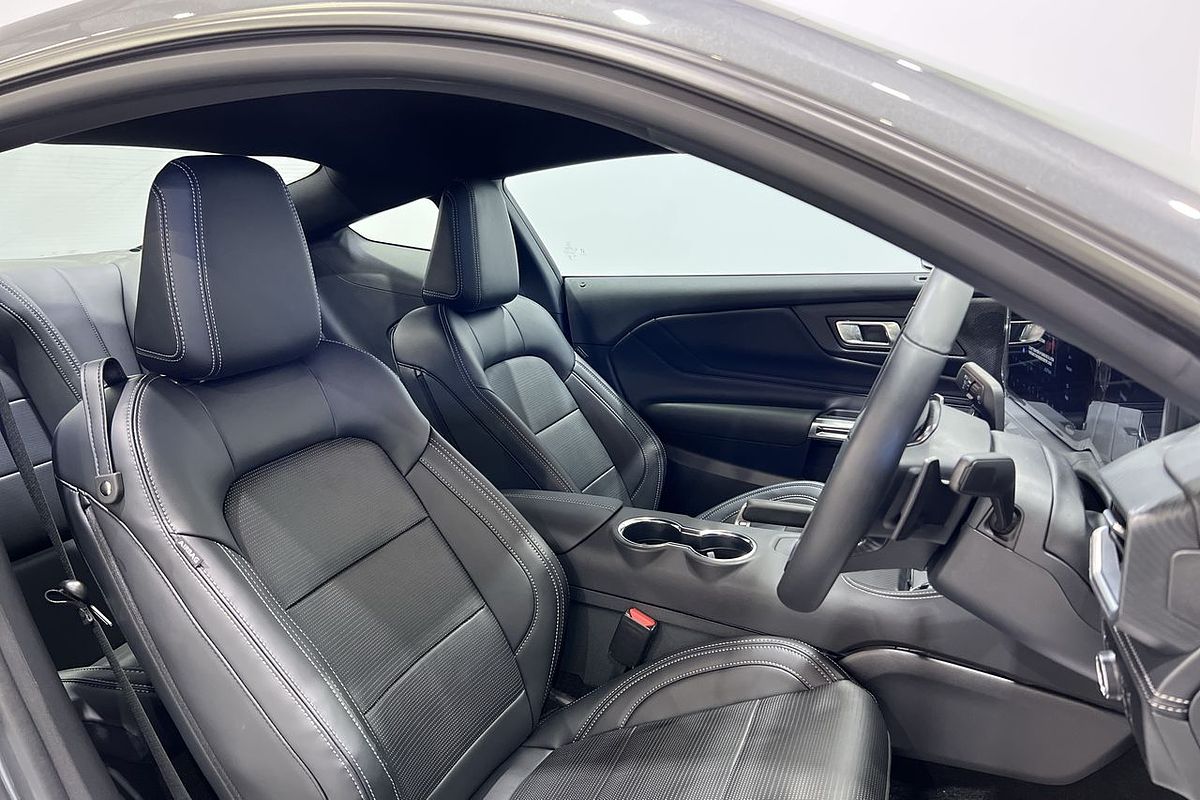 2025 Ford Mustang Ecoboost FO