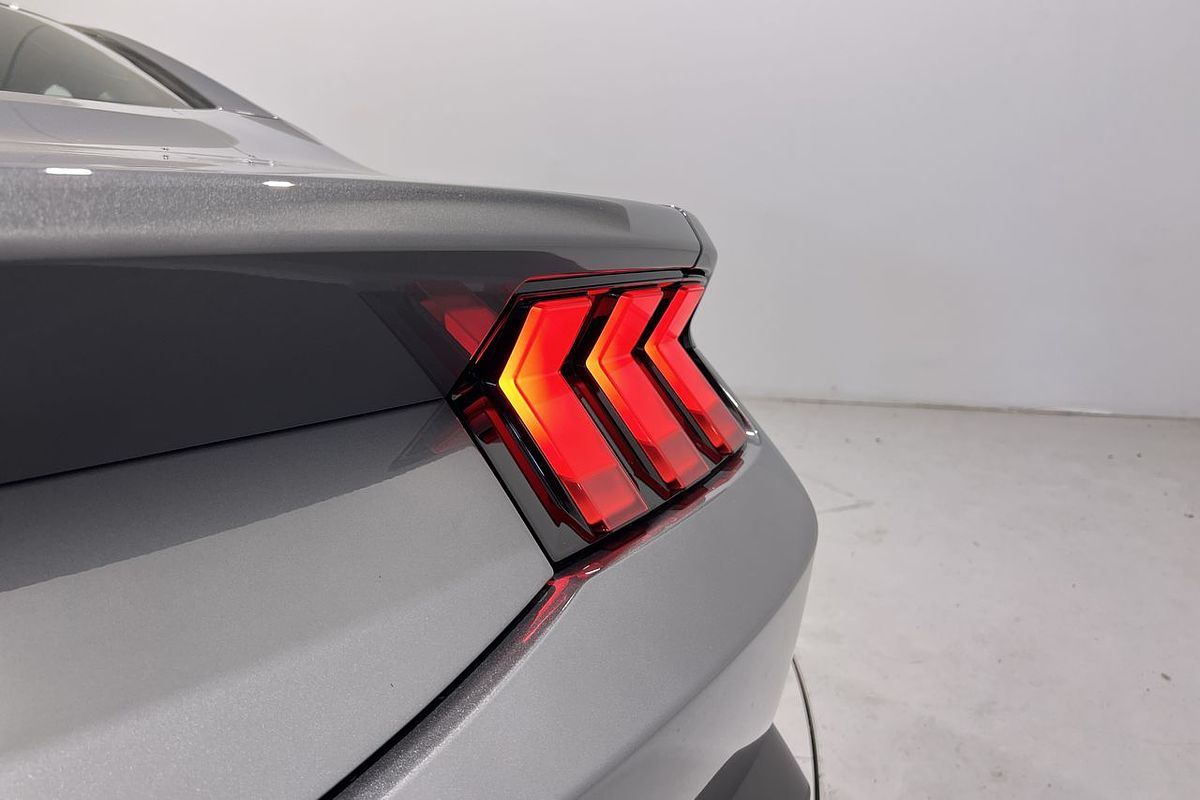 2025 Ford Mustang Ecoboost FO
