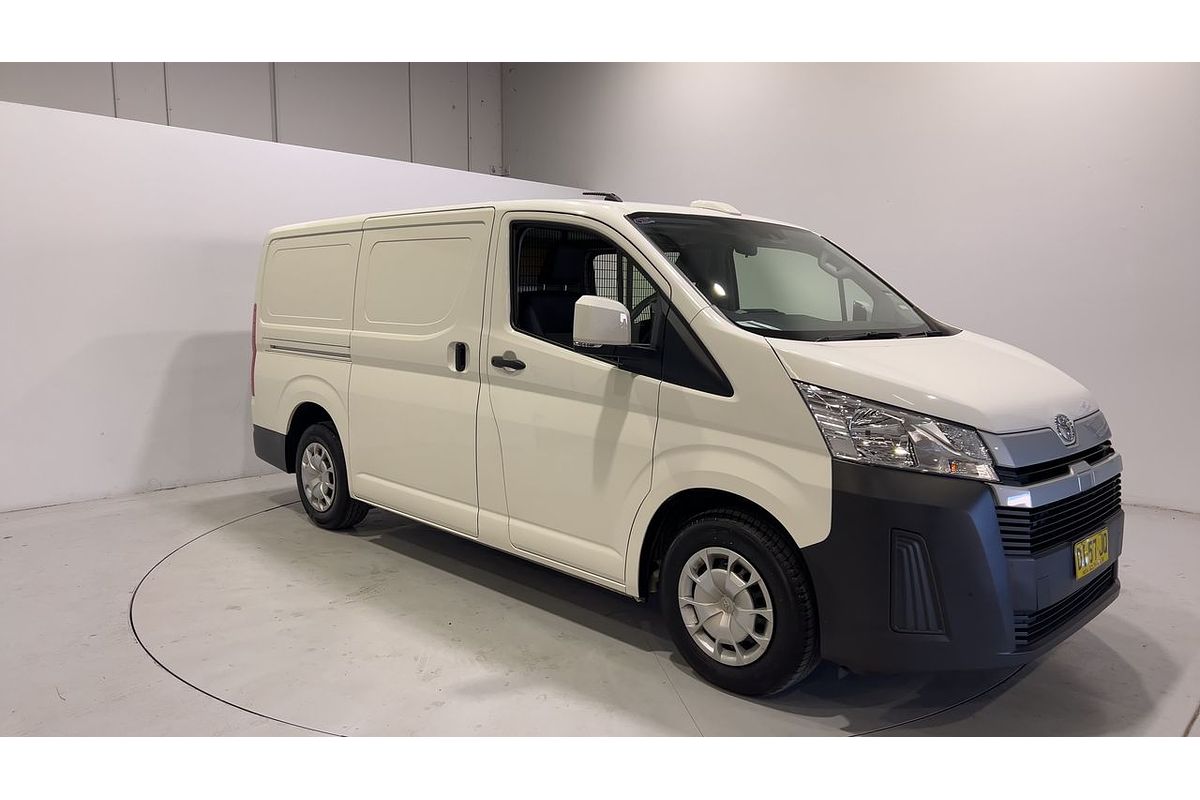 2023 Toyota Hiace GDH300R LWB