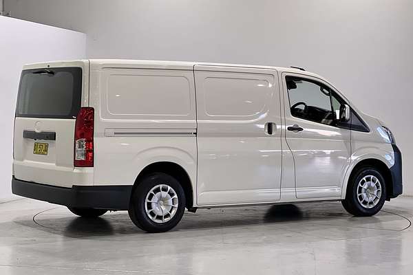 2023 Toyota Hiace GDH300R LWB