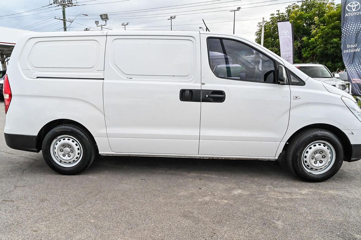 2012 Hyundai iLoad TQ-V