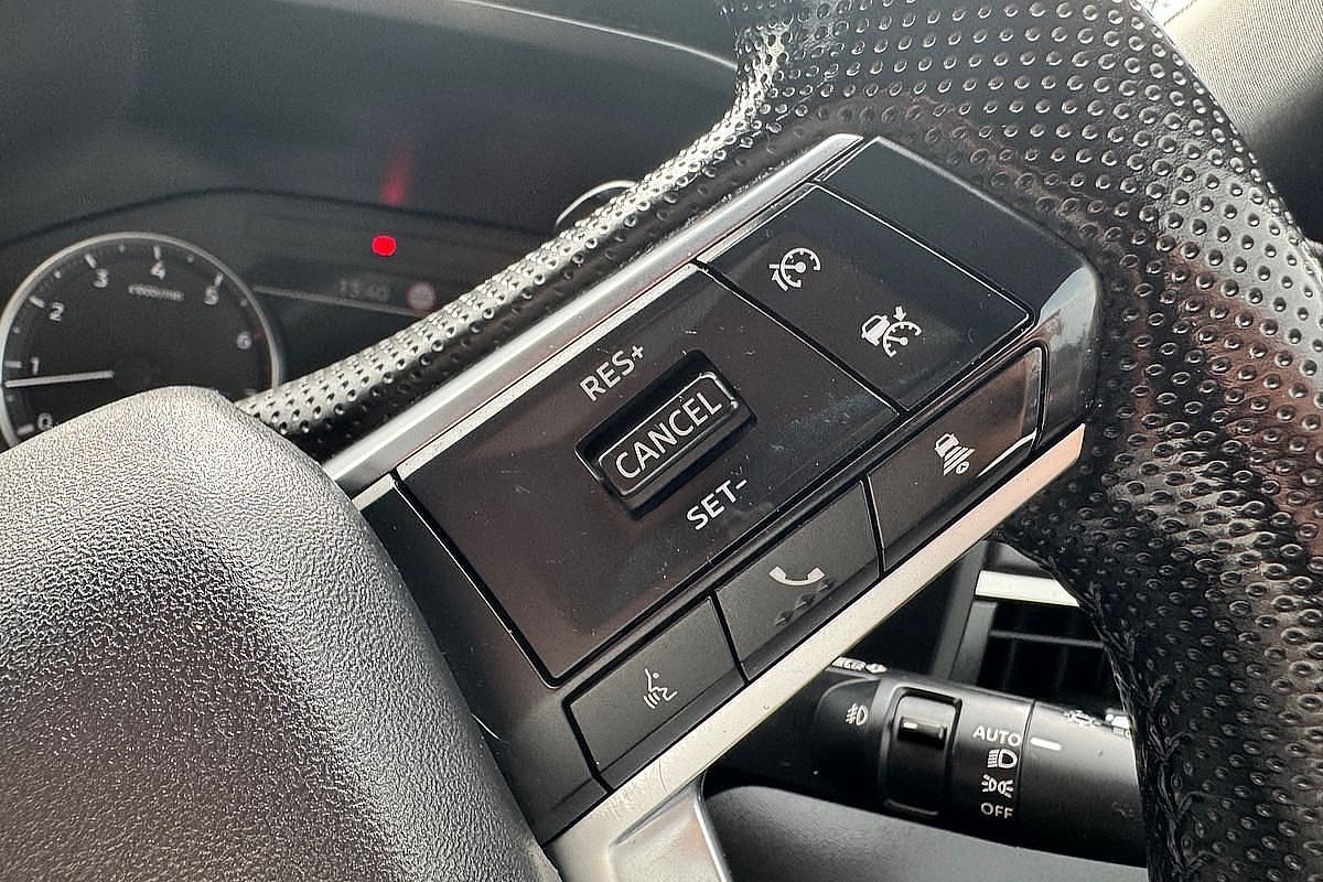 2023 Mitsubishi Outlander LS Black Edition ZM