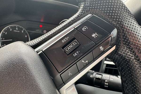 2023 Mitsubishi Outlander LS Black Edition ZM