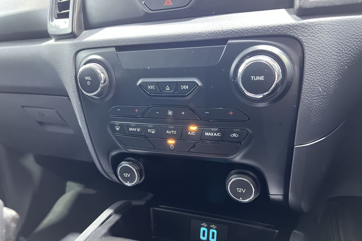 2018 Ford Everest Ambiente UA 3.2L