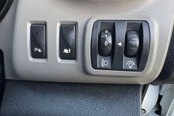 2016 Renault Trafic 103KW X82 LWB
