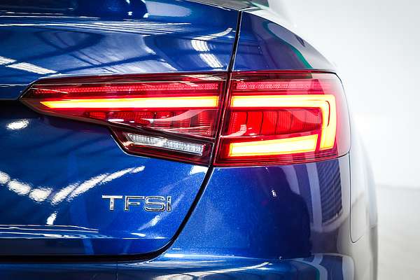 2018 Audi A4 35 TFSI S line B9