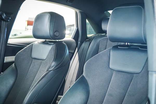 2018 Audi A4 35 TFSI S line B9