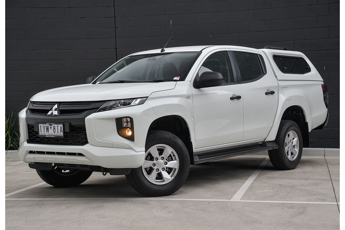 2023 Mitsubishi Triton GLX+ MR 4X4
