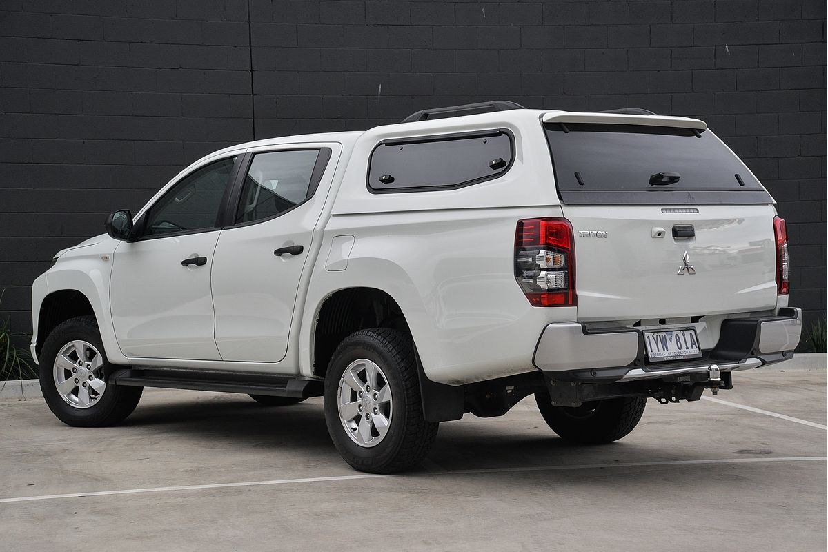 2023 Mitsubishi Triton GLX+ MR 4X4