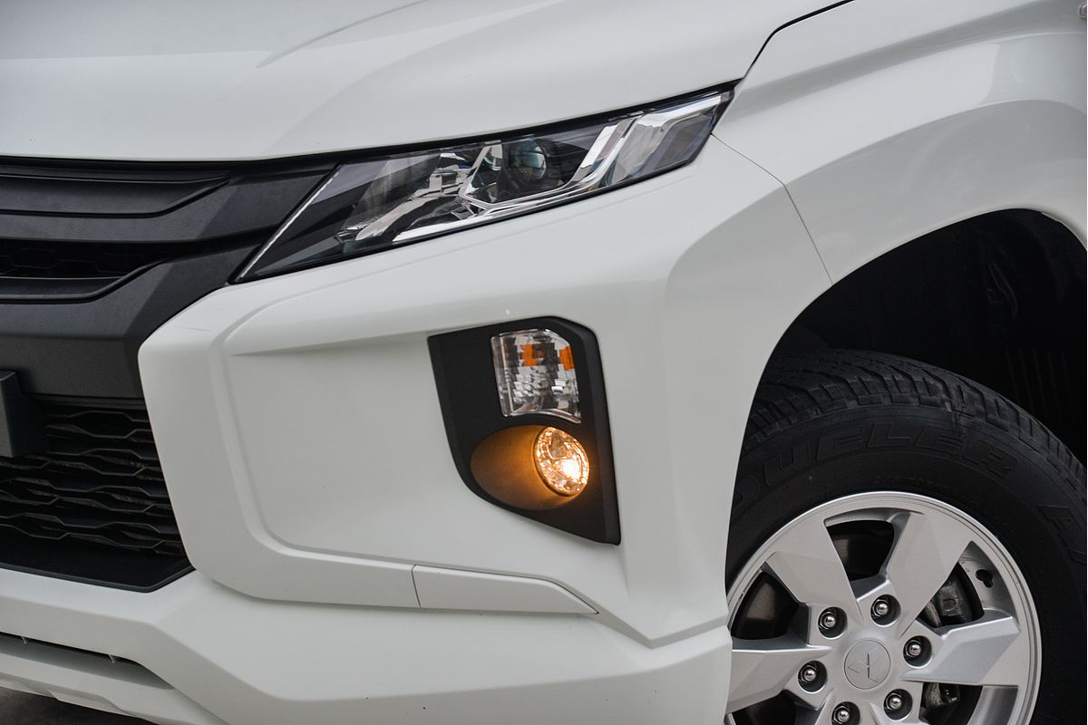 2023 Mitsubishi Triton GLX+ MR 4X4