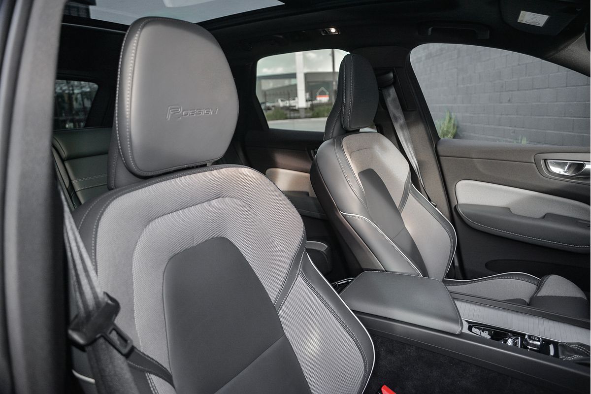 2019 Volvo XC60 T6 R-Design