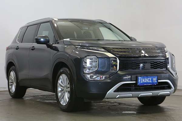 2024 Mitsubishi Outlander LS ZM
