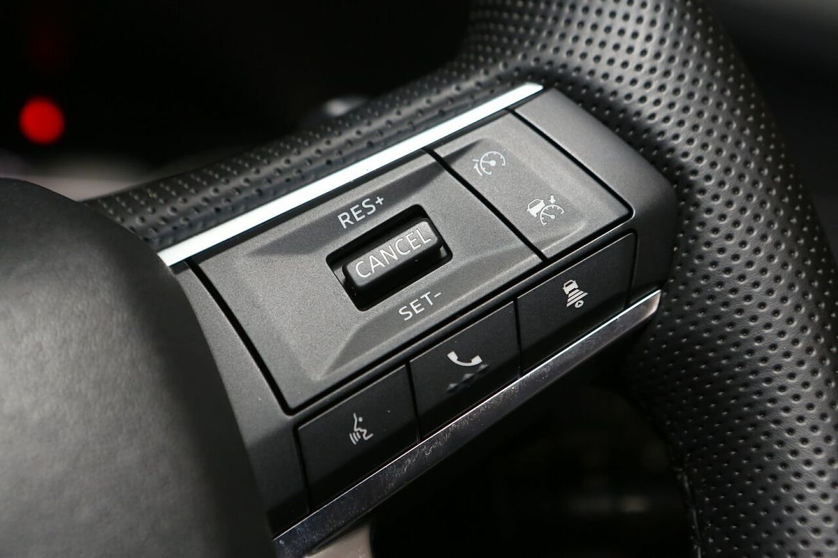 2024 Mitsubishi Outlander LS ZM