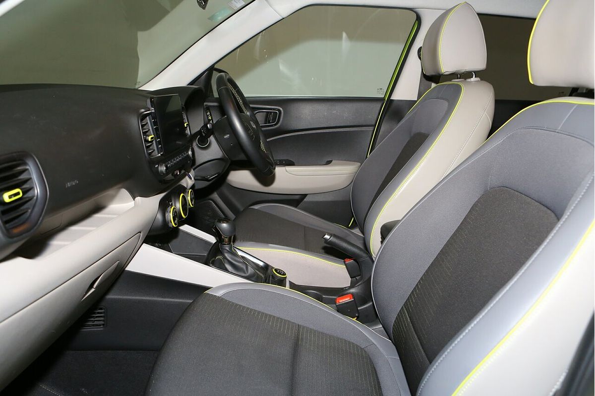 2020 Hyundai Venue Elite QX