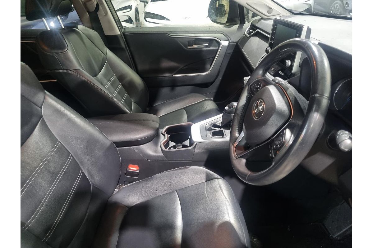 2019 Toyota RAV4 Cruiser AXAH52R