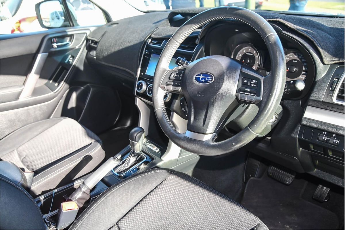 2015 Subaru Forester 2.5i-L S4