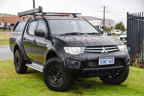2013 Mitsubishi Triton GLX MN 4X4