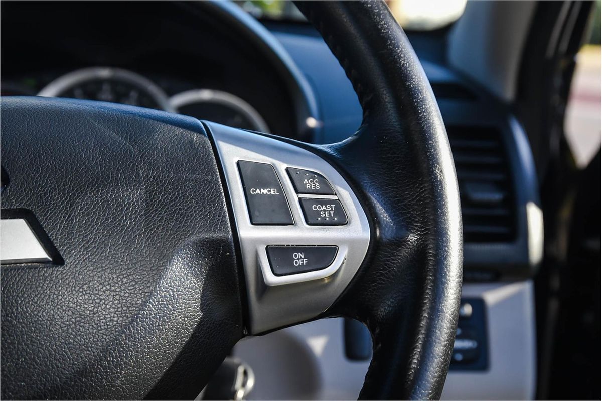 2013 Mitsubishi Triton GLX MN 4X4