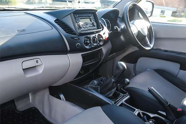 2013 Mitsubishi Triton GLX MN 4X4