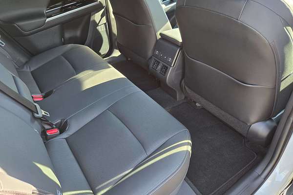 2023 Subaru Solterra AWD Touring E1-1