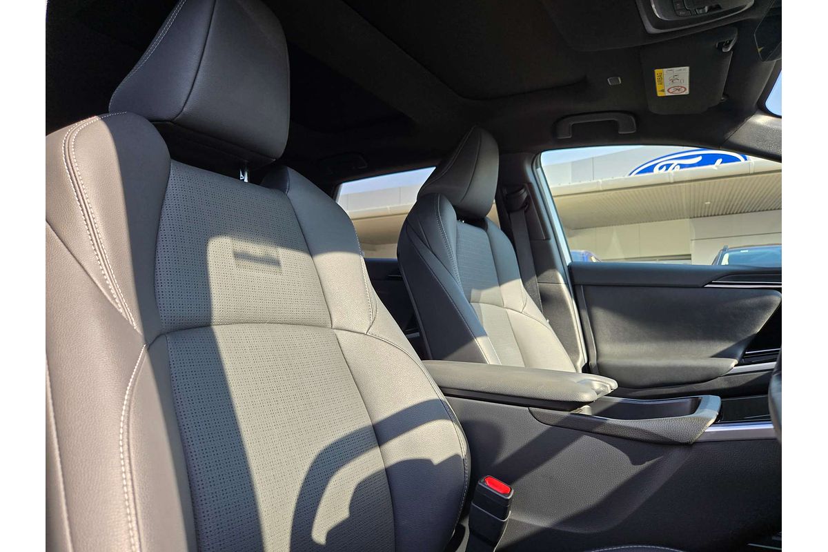 2023 Subaru Solterra AWD Touring E1-1