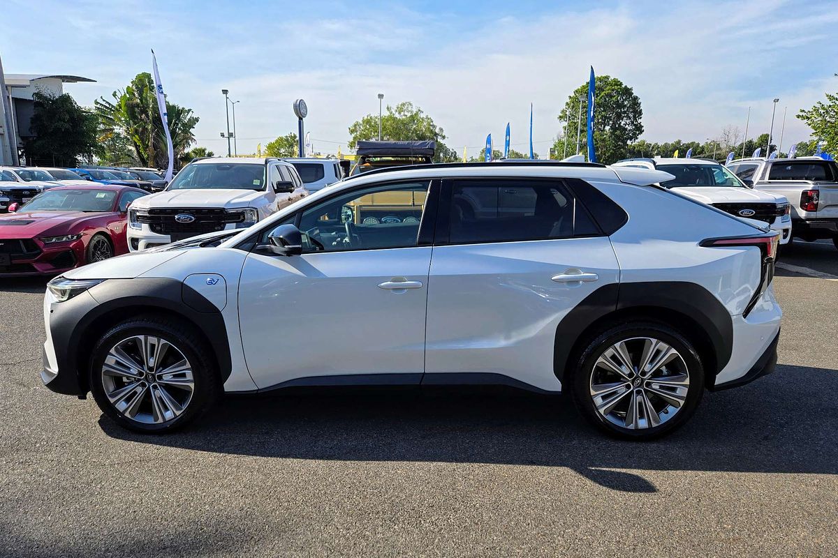 2023 Subaru Solterra AWD Touring E1-1