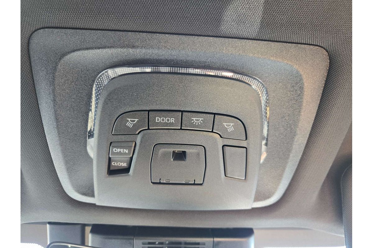 2023 Subaru Solterra AWD Touring E1-1