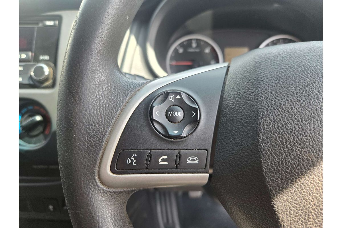 2015 Mitsubishi Triton GLX MQ 4X4
