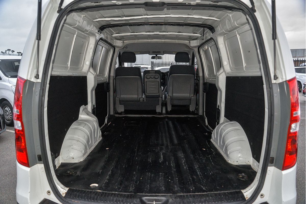 2013 Hyundai iLoad TQ2-V