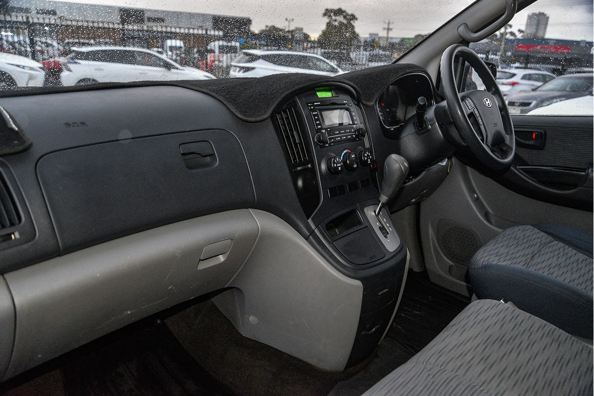 2013 Hyundai iLoad TQ2-V