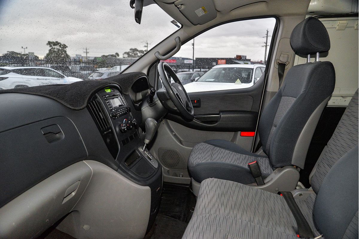 2013 Hyundai iLoad TQ2-V