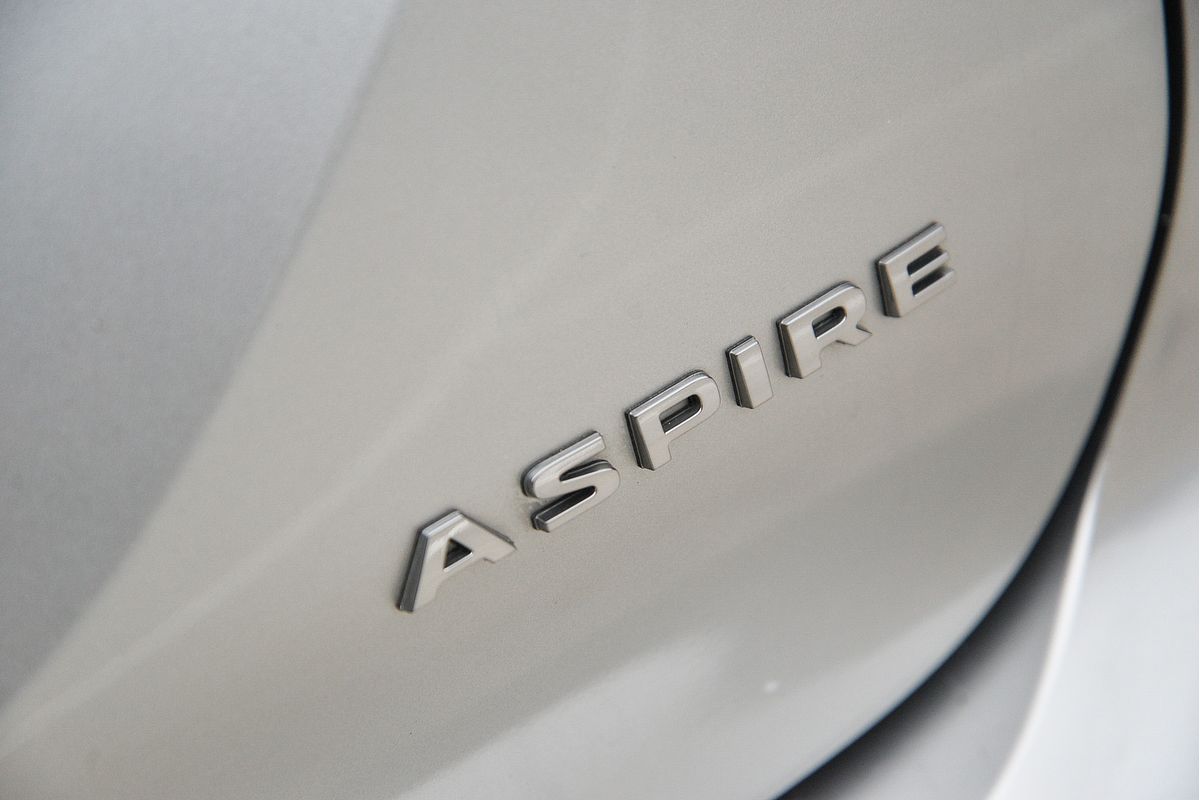 2022 Mitsubishi Outlander Aspire ZM