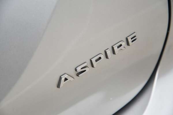 2022 Mitsubishi Outlander Aspire ZM