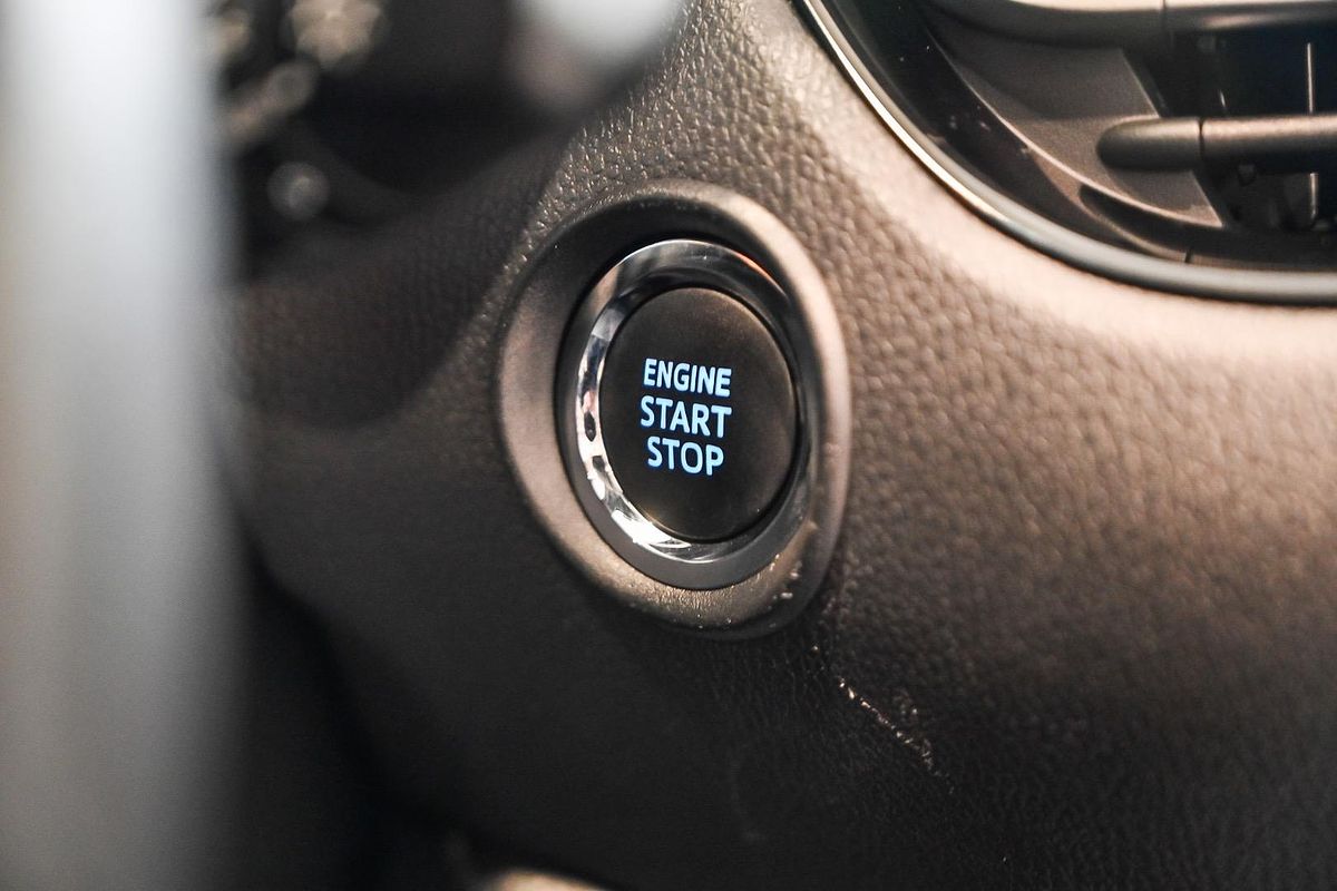 2023 Toyota C-HR GXL NGX10R