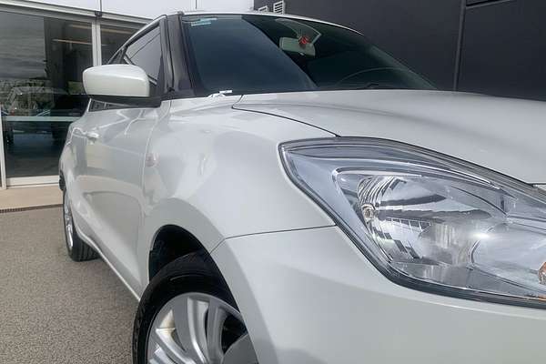2018 Suzuki Swift GL Navigator AZ