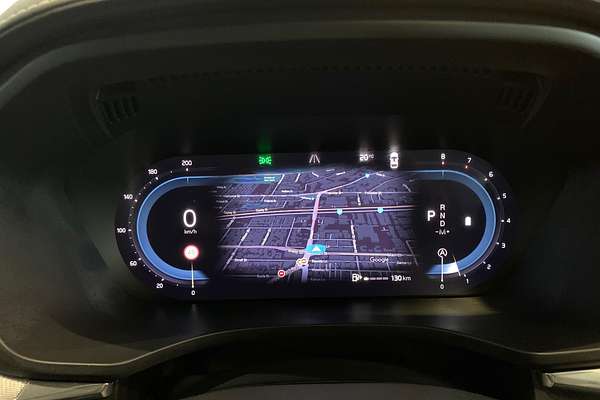 2022 Volvo XC60 B6 R-Design