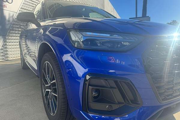 2024 Audi Q5 45 TFSI S line FY