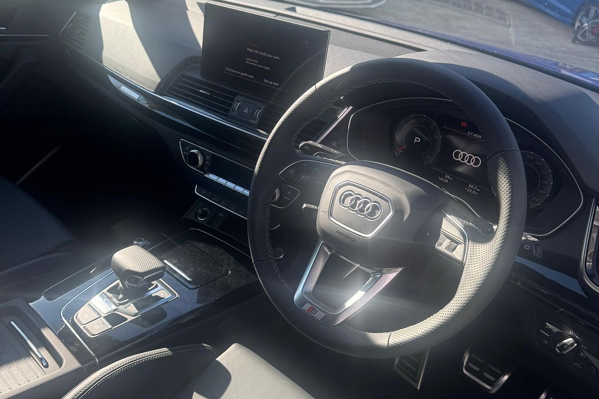 2024 Audi Q5 45 TFSI S line FY