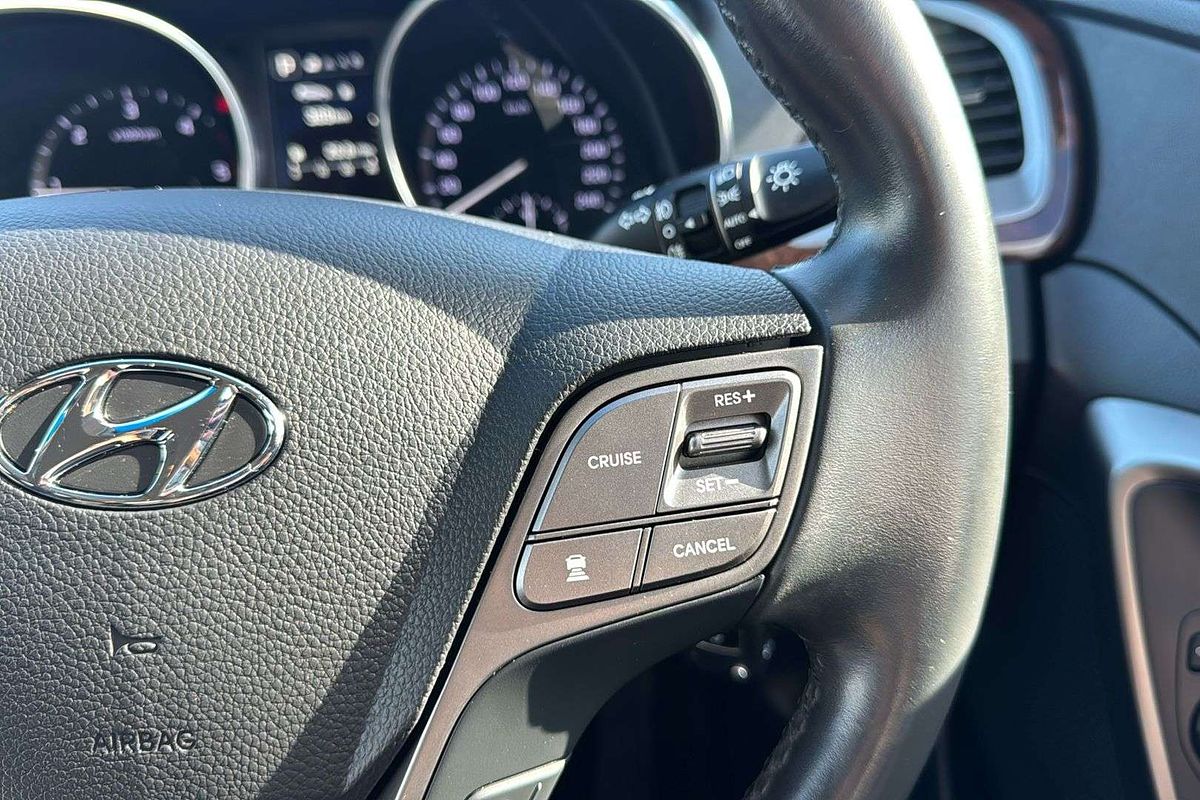 2017 Hyundai Santa Fe Active DM5 Series II