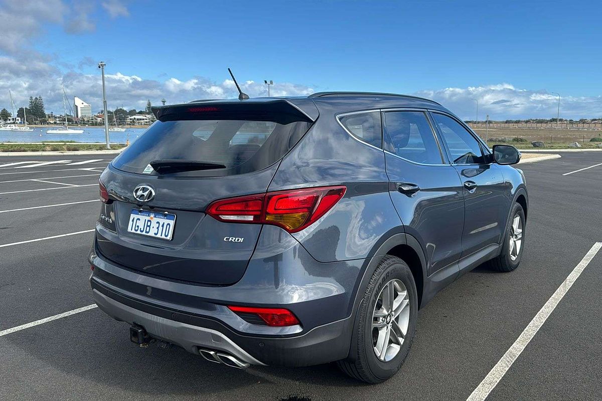 2017 Hyundai Santa Fe Active DM5 Series II