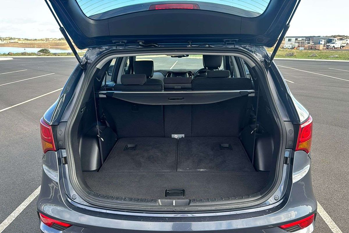 2017 Hyundai Santa Fe Active DM5 Series II