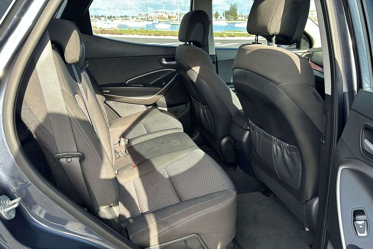 2017 Hyundai Santa Fe Active DM5 Series II